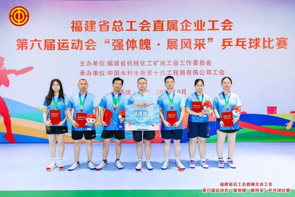 8a818fb295267b0e01999462cdc60212_small